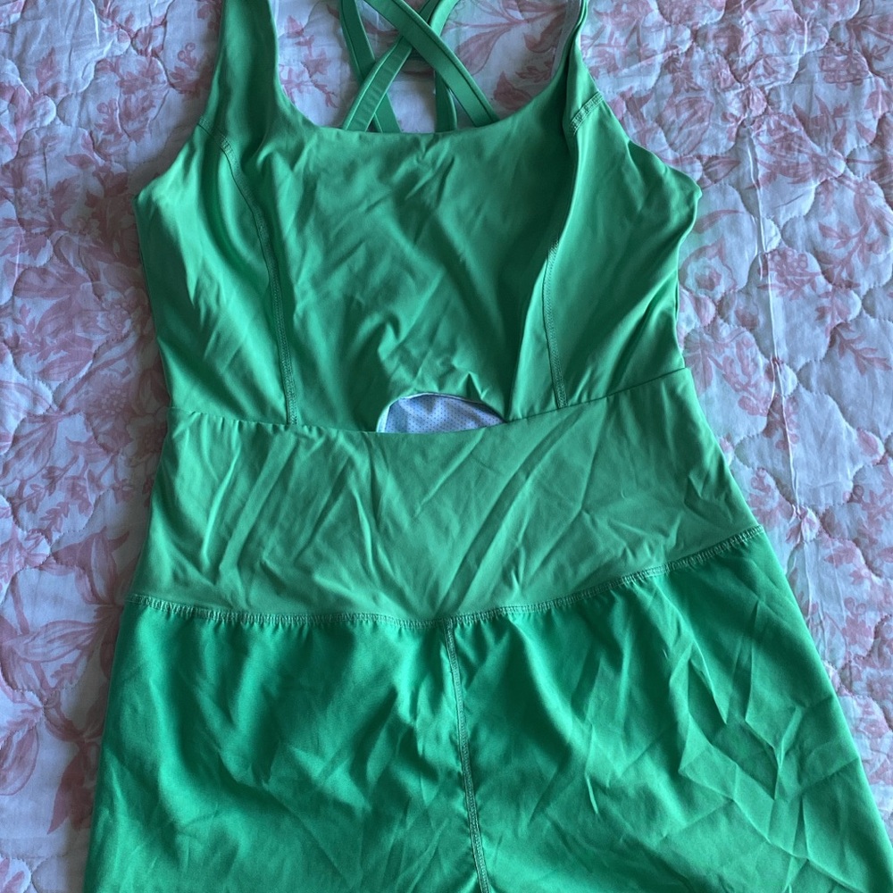 Green Women's Active Set